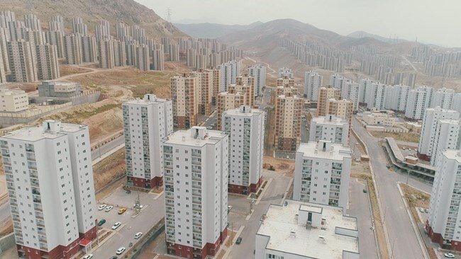 ۱۸۰ واحد مسکن ملی شهرک شهید سلیمانی اردبیل روی ریل سرعت قرار دارد