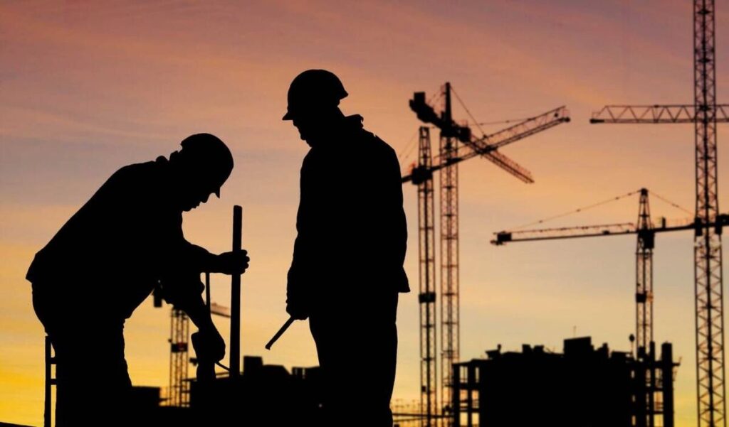 بیش از ٩٧ درصد کارگران ساختمانی فاقد پوشش بیمه‌ای هستند