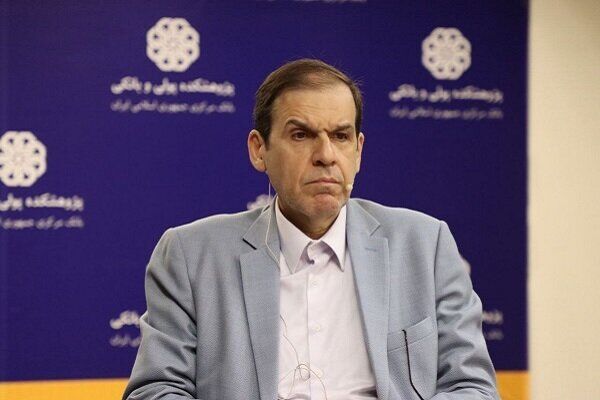 نظام چندنرخی بانکی مولد فساد است