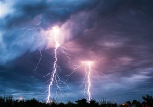 هواشناسی ۲۰ اردیبهشت ۱۴۰۴؛ رگبار و رعد و برق در ۷ استان