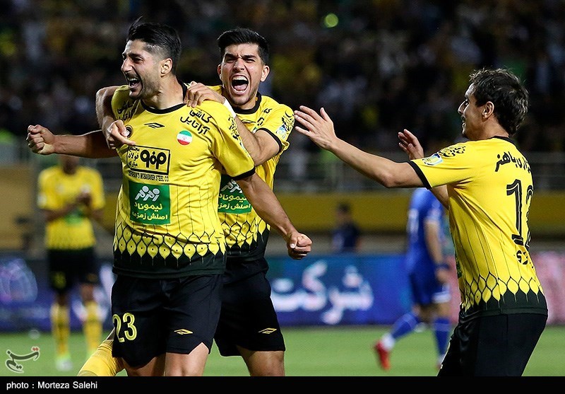 لیگ برتر ، تیم فوتبال تراکتور Tabriz ، تیم فوتبال سپاهان ایسفاهان ، تیم فوتبال هوادار ، تیم فوتبال Khoramabad ، Khoramabad