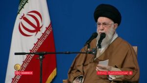 ​​​​​رهبر انقلاب: سخنان اخیر رئیس‌جمهور آمریکا مایۀ سرافکندگی گوینده و ملت آمریکا است