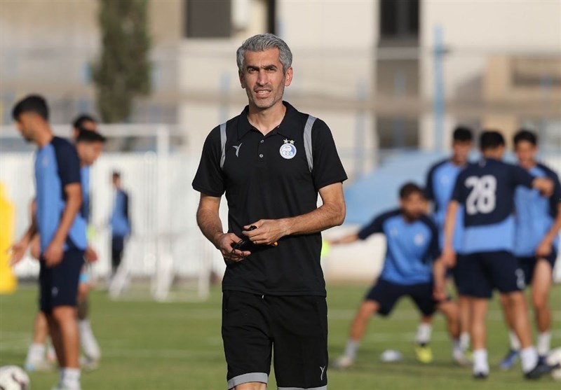 فوتبال ، استقلال ، 