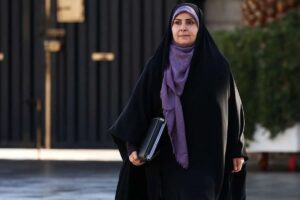 خبر استیضاح وزیر راه و شهرسازی تکذیب شد