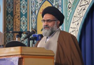 انتقاد امام جمعه یاسوج از تأخیر در ازدواج جوانان‌