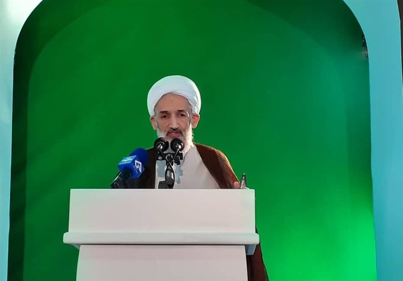 انتقاد امام جمعه ساری از تجمل‌گرایی و لوکس‌گرایی در ازدواج