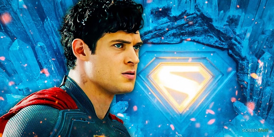 دیوید کورنسوت در تصویر جدید فیلم Superman استوار در قلعه تنهایی ایستاده است - گیمفا