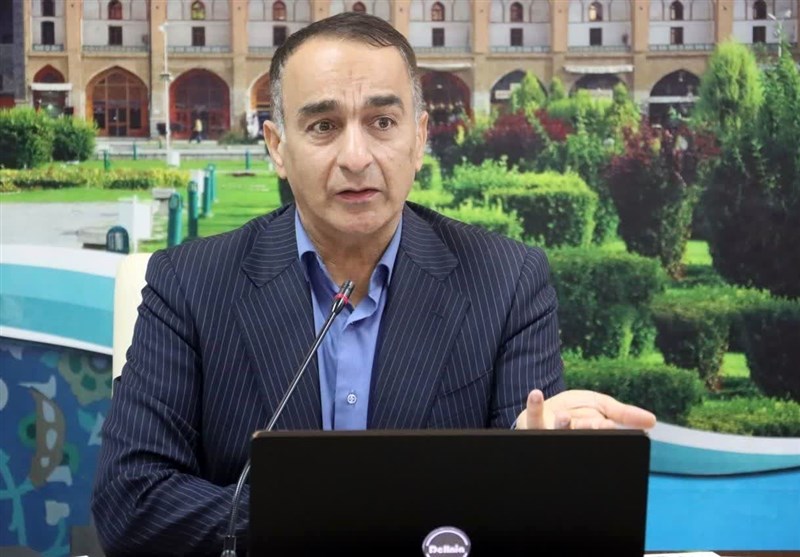 سرعت باد در کاشان به 70کیلومتر رسید