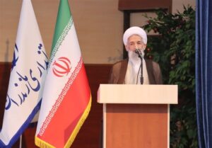 لزوم حذف رشته‌های کم‌ارزش دانشگاه علمی کاربردی