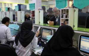 فقدان 100 دارو در بازار / تولید کنندگان هشدار به دولت برای خاموش کردن صنعت داروسازی