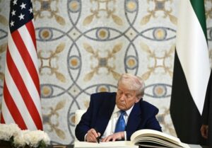 قراردادهای 200 میلیارد دلاری ترامپ با امارات