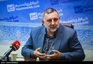 باید از دو ظرفیت تولید و واردات برای کاغذ نشر استفاده کنیم
