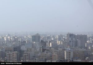 گردوخاک قم را در بر می‌گیرد