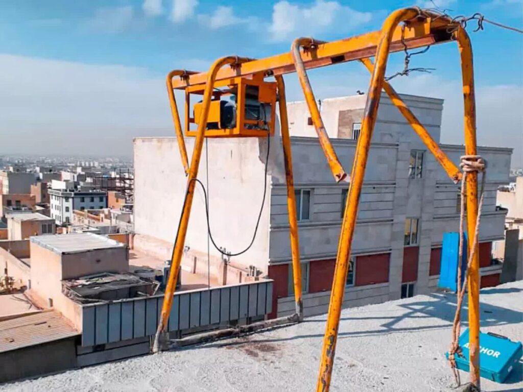 بالابر ساختمانی تک فاز یا سه فاز؟ مقایسه و راهنمای خرید