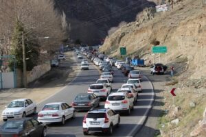ترافیک پرحجم در هراز| جاده‌های مازندران لغزنده است