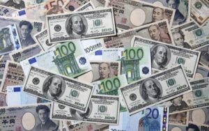 قیمت دلار و سایر ارزها ۲۶ خرداد ۱۴۰۴