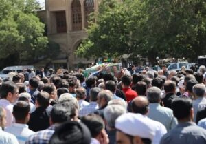 جسد شهید حسین احمدی در همادان+به خاک سپرده شد