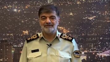 وطن‌فروشان در صورت معرفی داوطلبانه، می‌توانند از رأفت نظام جمهوری اسلامی بهره‌مند شوند