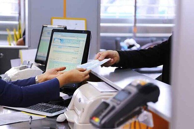 فعالیت ۵۰ درصدی بانک‌های تهران برای فردا و پس فردا