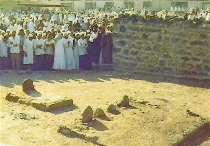 آیت‌الله جوادی آملی: از بقیع دست خالی برنگردید