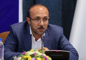 تماس گمرک با صاحبان کالا برای ترخیص فوری اقلام اساسی + فیلم