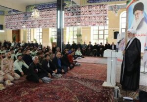 امام خامنه‌ای قدرتمندترین رهبر دنیا است