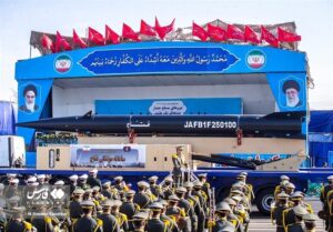 تسلط کامل سپاه بر آسمان سرزمین های اشغالی با شلیک موشک فتاح