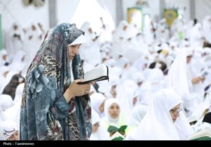 دعای عرفه حجاج بیت‌الله الحرام در صحرای عرفات