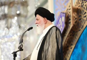 شهادت فرماندهان و دانشمندان خللی در راه انقلاب ایجاد نمی‌کند