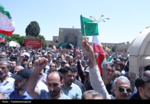 راهپیمایی خشم و نصر در قزوین