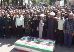 تشییع پیکر 2 شهید نهاوند در حملات رژیم متجاوز صهیونی