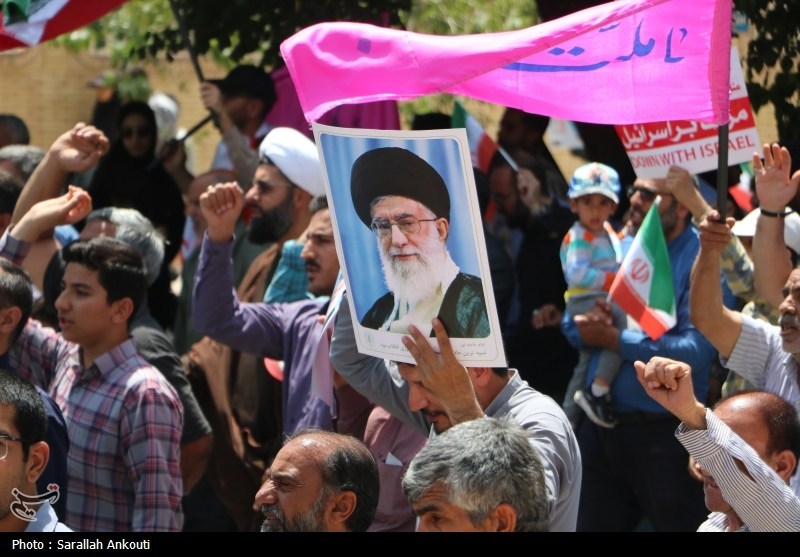 مردم پای آرمان‌های نظام ایستاده و پشتیبان رهبری هستند