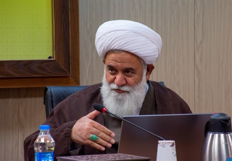 لزوم آشنایی حوزویان با شاخه‌های مختلف فلسفه