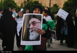 وحدت ملی و آگاهی، سد راه توطئه‌های دشمنان است
