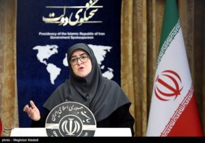 مهاجرانی: مردم در جنگ پیروز شدند/ فعالیت بانک‌ها عادی می‌شود