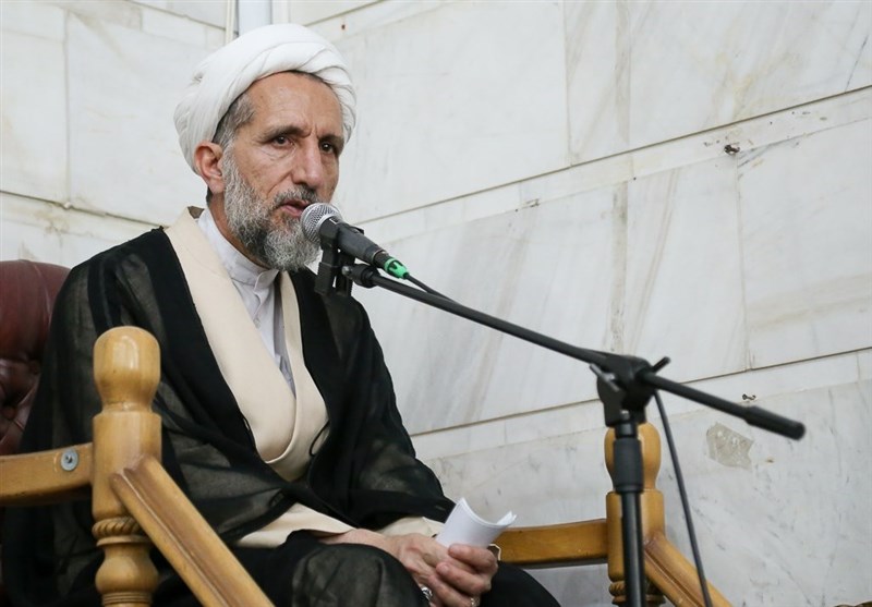 پیام غدیر را به نسل‌های بعدی باید منتقل کنیم
