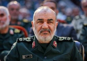 پیام تسلیت فرمانده کل سپاه در پی در گذشت مادر سردار آهنگران