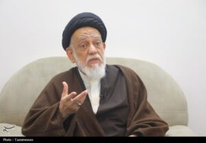 یکی از مراجع نجف:‌ اجازه خدشه‌ و تهدید به رهبر ایران ‌را نمی‌دهیم