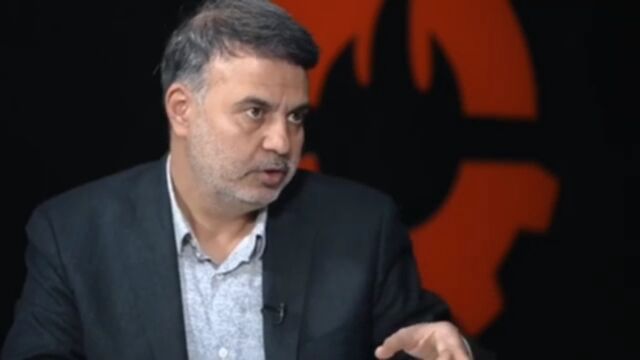 نیروهای امنیتی در ایران درگیر ارز ۴۲۰۰ و قاچاق سوختند!
