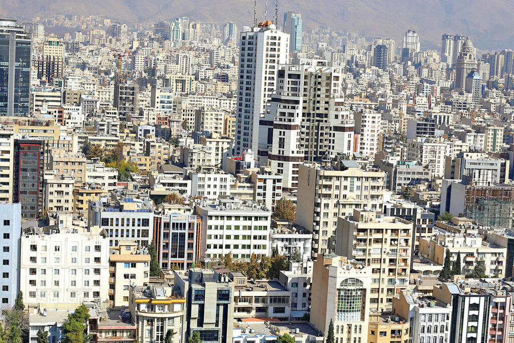 خریداران واقعی بازار مسکن، منتظر کاهش هیجانی قیمت‌ها نباشند