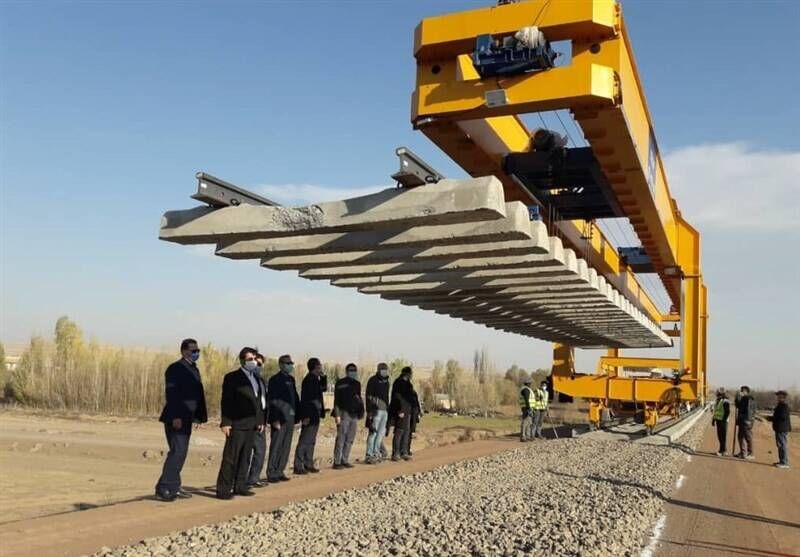 آغاز عملیات ریل گذاری راه آهن یونسی-بیرجند به چابهار، امسال