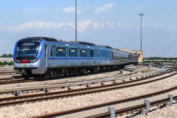 افزایش ۲۰ درصدی جابجایی مسافر در راه‌آهن منطقه آذربایجان