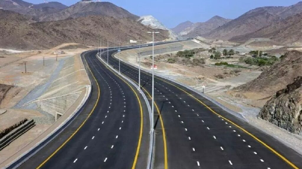 اصلاح ۳۴ نقطه پُرحادثه در محورهای مواصلاتی منتهی به مرزهای اربعینی