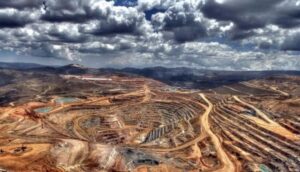 صدور ۹۵۴ مجوز برای استخراج مواد معدنی در اصفهان