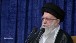 دستگاه‌های نظامی و دیپلماسی کار خود را با قوت ادامه دهند، اما با رعایت جهت‌گیری‌ها