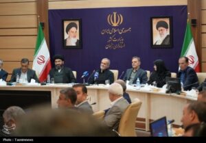 برای از بین بردن هزینه های همان استان باید درآمد هر استان هزینه شود