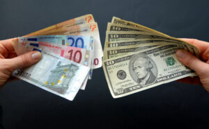 ارز اصلی سرمایه‌گذاری در 2026 کدام است؟