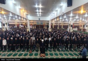 نماز ظهر عاشورا حسینی در بوشهر