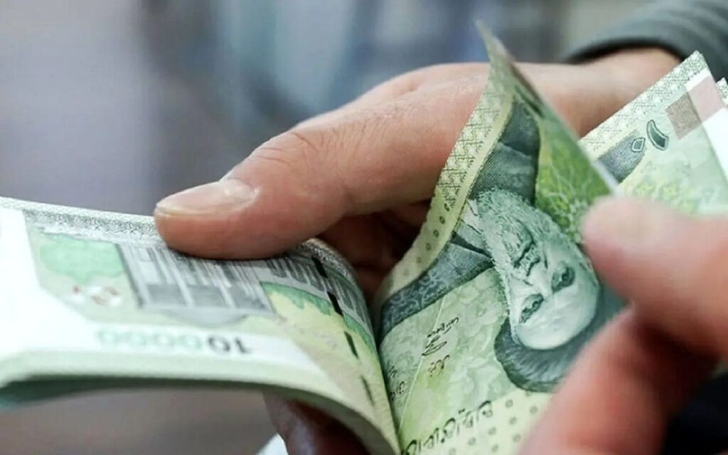 امروز کدام مستمری بگیر حقوق می پردازد؟