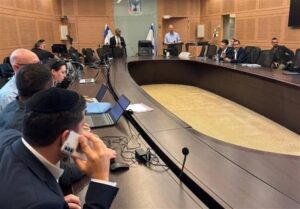 بحران ائتلاف پرداخت خسارت به شرکت‌های آسیب دیده در جنگ با ایران را به محاق برد